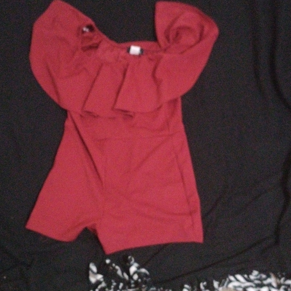 Maroon large romper with ruffles